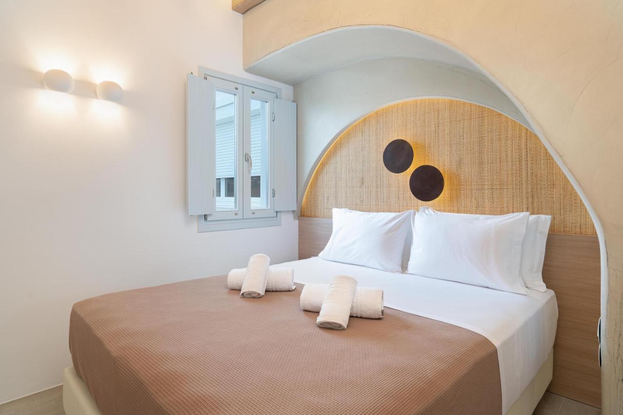 Airth Santorini Suites Firostefani Buitenkant foto