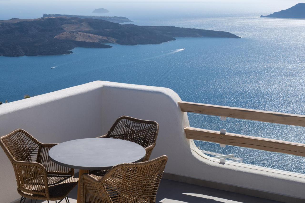 Airth Santorini Suites Firostefani Buitenkant foto